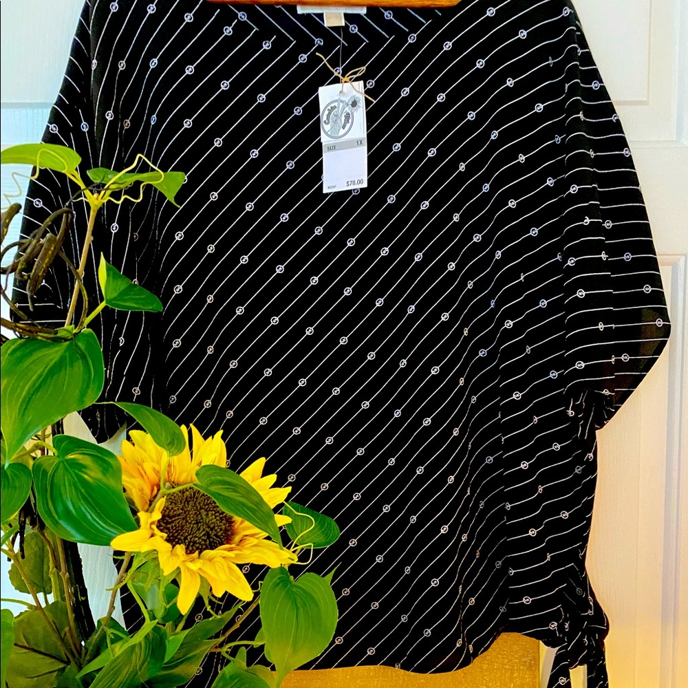 Michael Kors~ Plus Poshers~ MK~ Side Tie Top